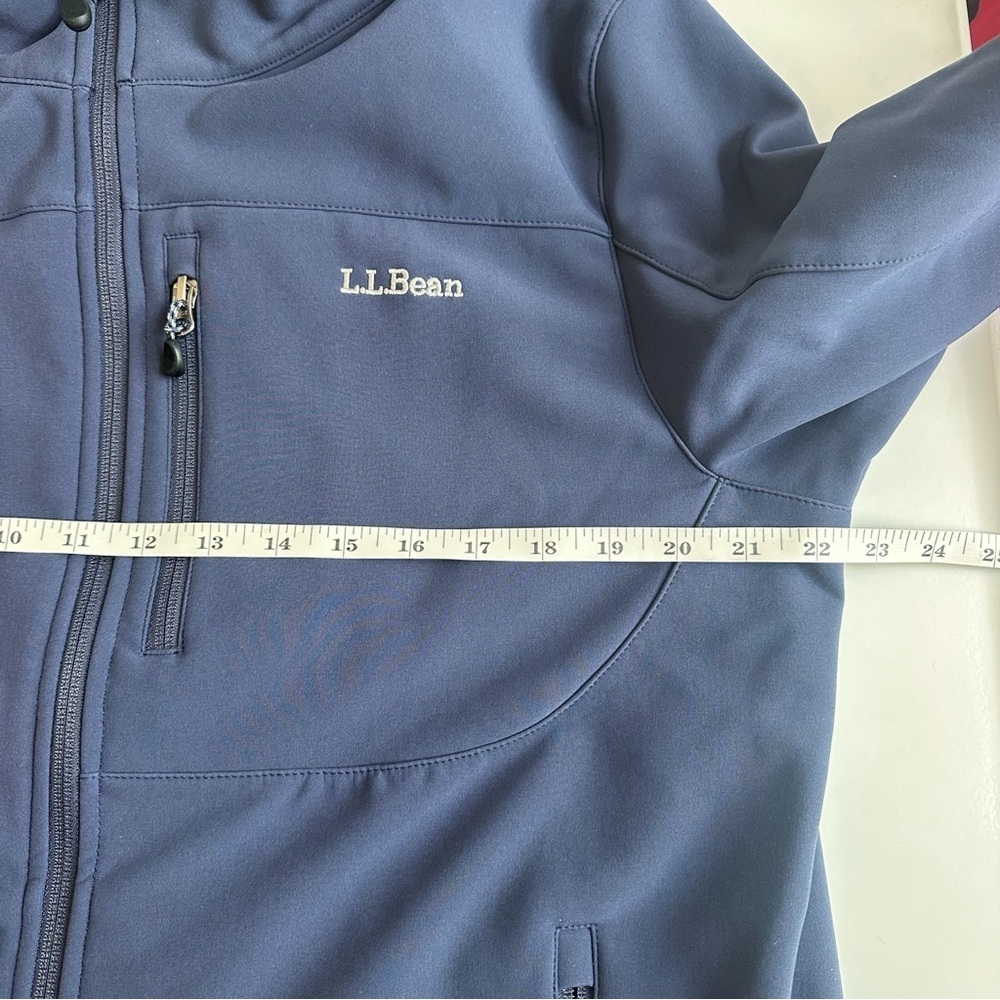 L. L. Bean Pathfinder Softshell Windproof Jacket … - image 4